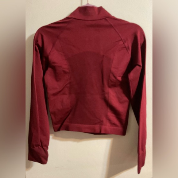 Pink Victoria Secret Work Out Shirt Size M/L - Picture 2 of 4